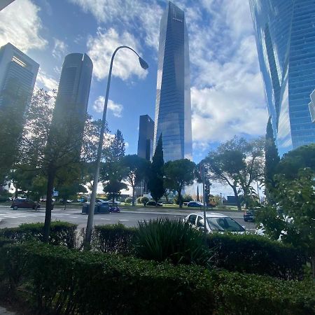 Chamartin De Frente A 4 Torres Apartman Madrid Kültér fotó